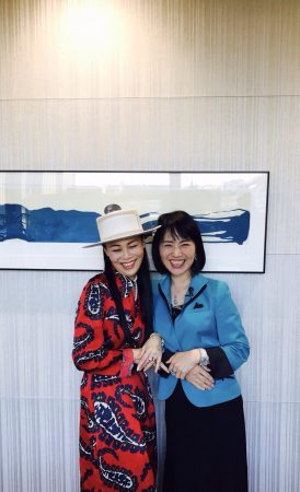 政近準子さんと朝倉千恵子